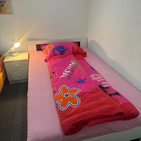 Δωμάτια σε οικογενειακή κατοικία Fuersten